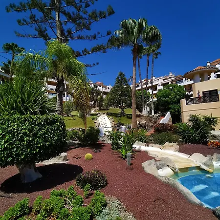 Strelitzia - Ocean View & Heated Pool *