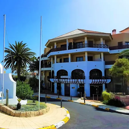 Strelitzia - Ocean View & Heated Pool Appartement *