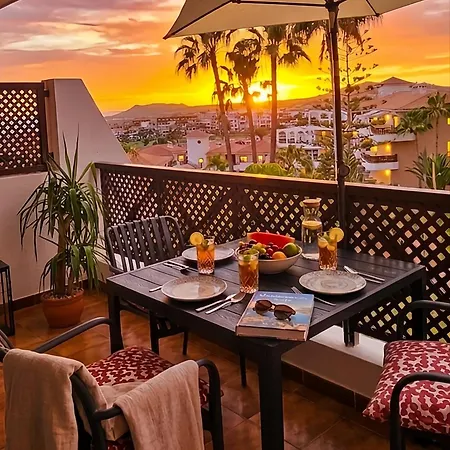 Strelitzia - Ocean View & Heated Pool & Ac